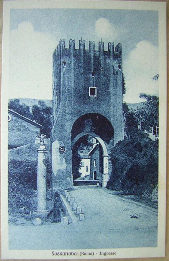 Alloggio La Torre Fossanova Priverno エクステリア 写真